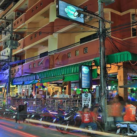 Harrys Hotel Bar & Restaurant Pattaya Exterior photo